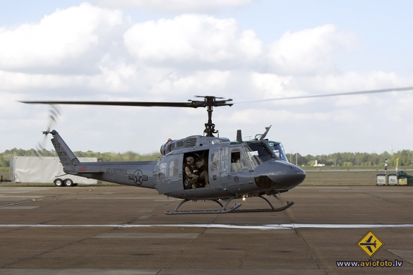 Bell TH-1H Huey II